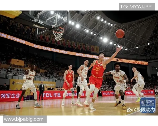 2009年CBA季后赛广东队对阵福建队精彩回顾与赛场瞬间分析